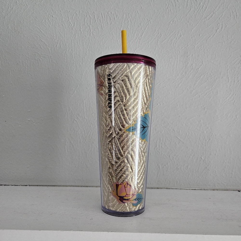 NWOT Starbucks Limited Edition Quilted Rose Venti Tumbler